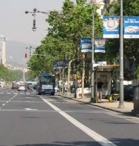 Tombus subiendo el P de Gracia, agosto 2001