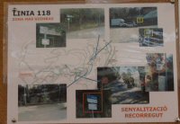 Indicaciones del recorrido, colgados en la cochera de Horta, enero 2014