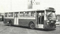 Monotral nº 2400 de la línea 29, cochera de Zona Franca. Foto Boletines TB