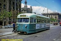 Tranvía de la línea 29 en Pº Colón. Archivo JF Bromley