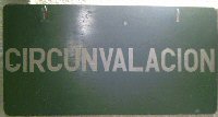 Rotulo de la línea Circunvalación del tranvía