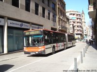 En la calle Sant Roc, desvio provisional que hace la línea cuando está cerrado la Av. Mª Cristina, gira por esta calle y luego coge México, feb.2010