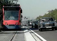 Tranvía Colombino de pruebas. Foto EFE, sept. 1997