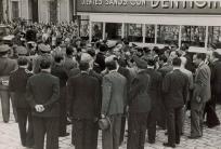 Inauguración de los primeros autobuses de Barcelona, en la línea FC, 7/10/1941. Archivo TMB