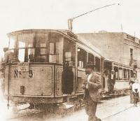 Tranvia elctrico en la plaza Ibiza