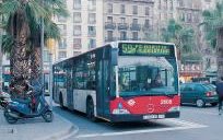 Autobus de la lnea 59 en la Pl. Universidad