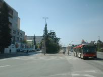 En la Av. Diagonal frente a la Facultad de Fisica, marzo 2002