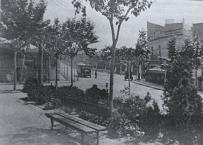 Autobus AC en el inicio de la actual Rambla San Sebastin, al lado de la Pl.de la Vila de Sta. Coloma