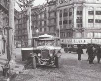 Autobus de lnea entre la Pl. Universidad y Mollet