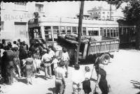 Un tranvia de la lnea 71 y  un camin tuvieron un accidente en la carretera de Matar, delante de la fbrica de automviles Biscuter, en 1959