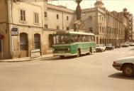 Servicio urbano con Autocares Viñolas. Foto Daniel Lonnoy, julio 1985