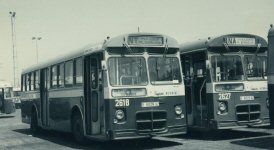 Cochera Zona Franca. Foto JA Solsona / coleccin Jordi Parayre i Braut, mayo 1978