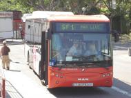 Bus urbano con la conductora Eli. Estación RENFE, junio 2009